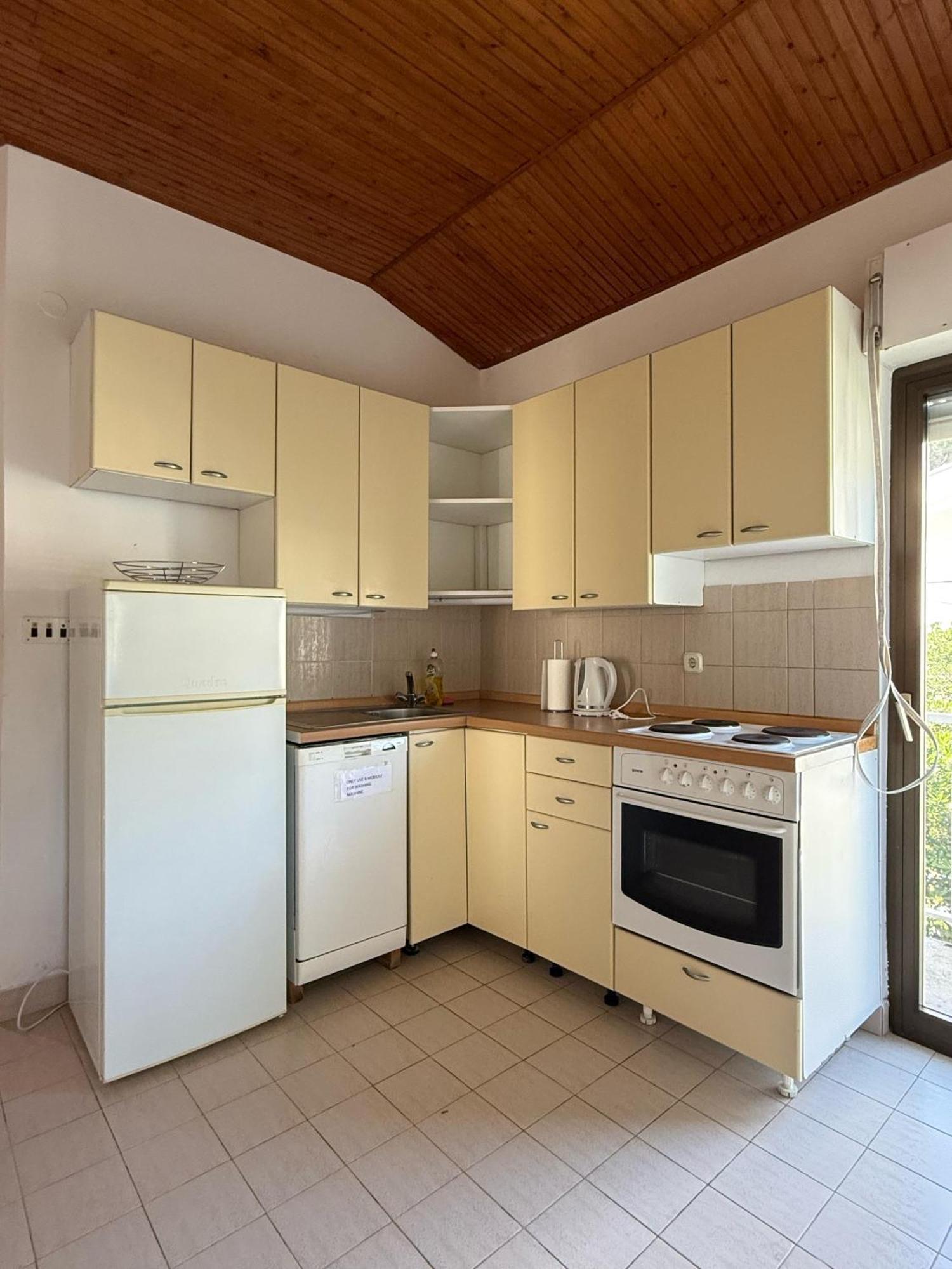 Blue Lagoon Studio Apartments Klek Exterior photo